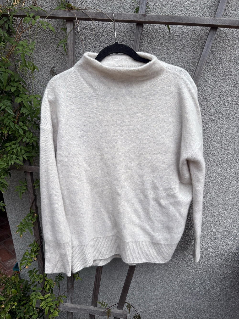 Vince Boiled Cashmere Funnel Neck Pullover in Marble Size small - Picture 7 of 11